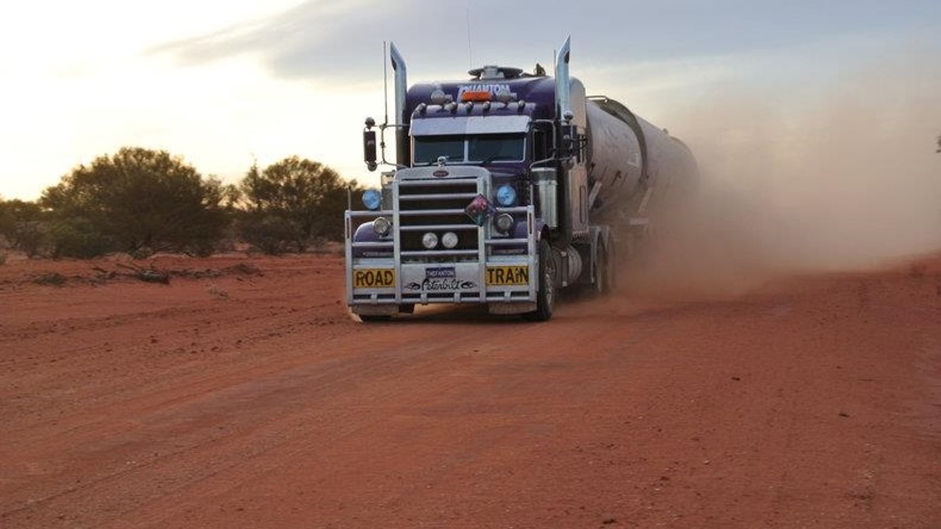 Nákladní doprava v australském vnitrozemí