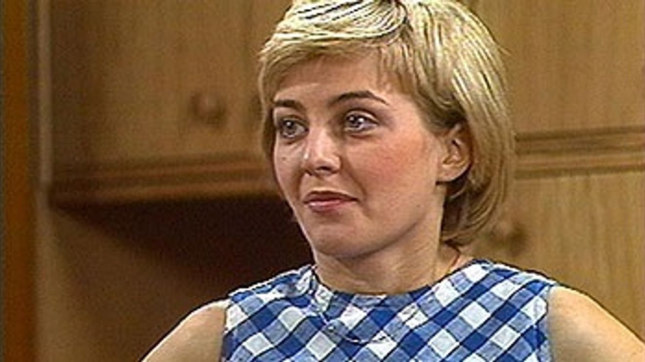 Kapesníček, Irena Kačírková – 100 let