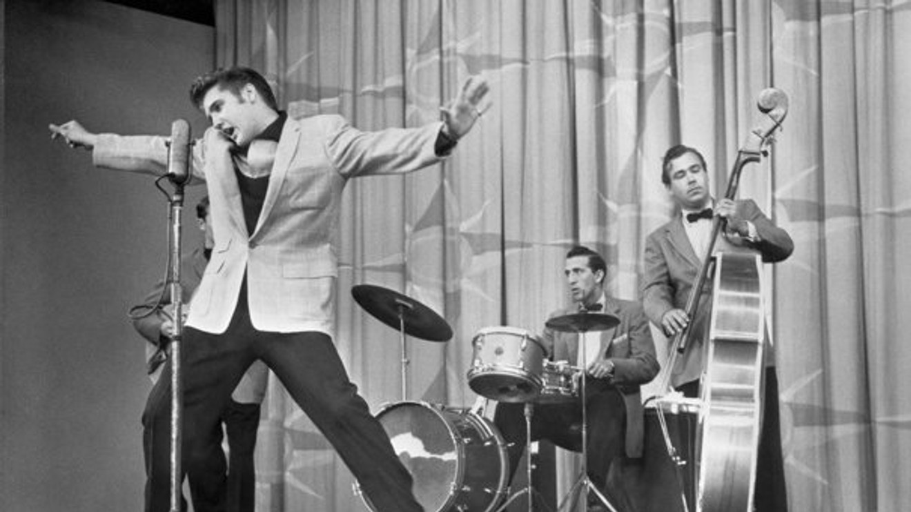 Elvis Presley!, Je nám ctí... Elvis Presley