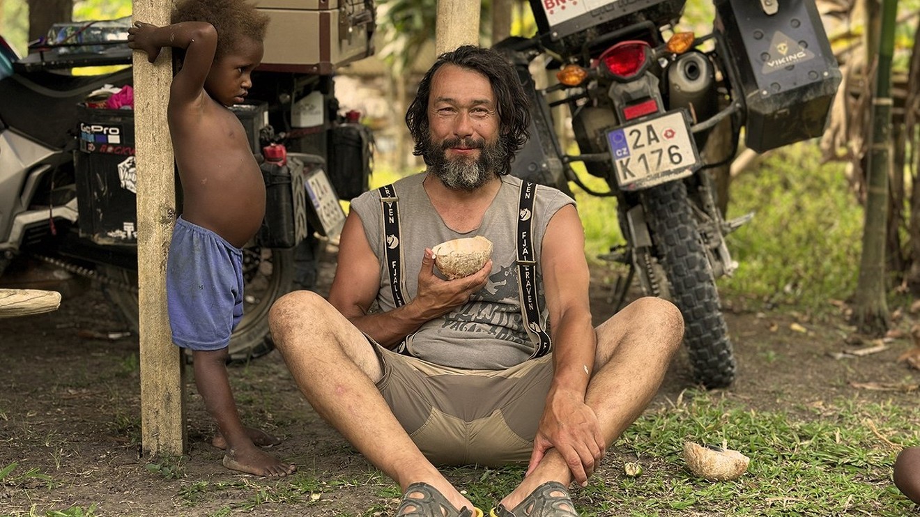 Vandráci na ostrově lidojedů