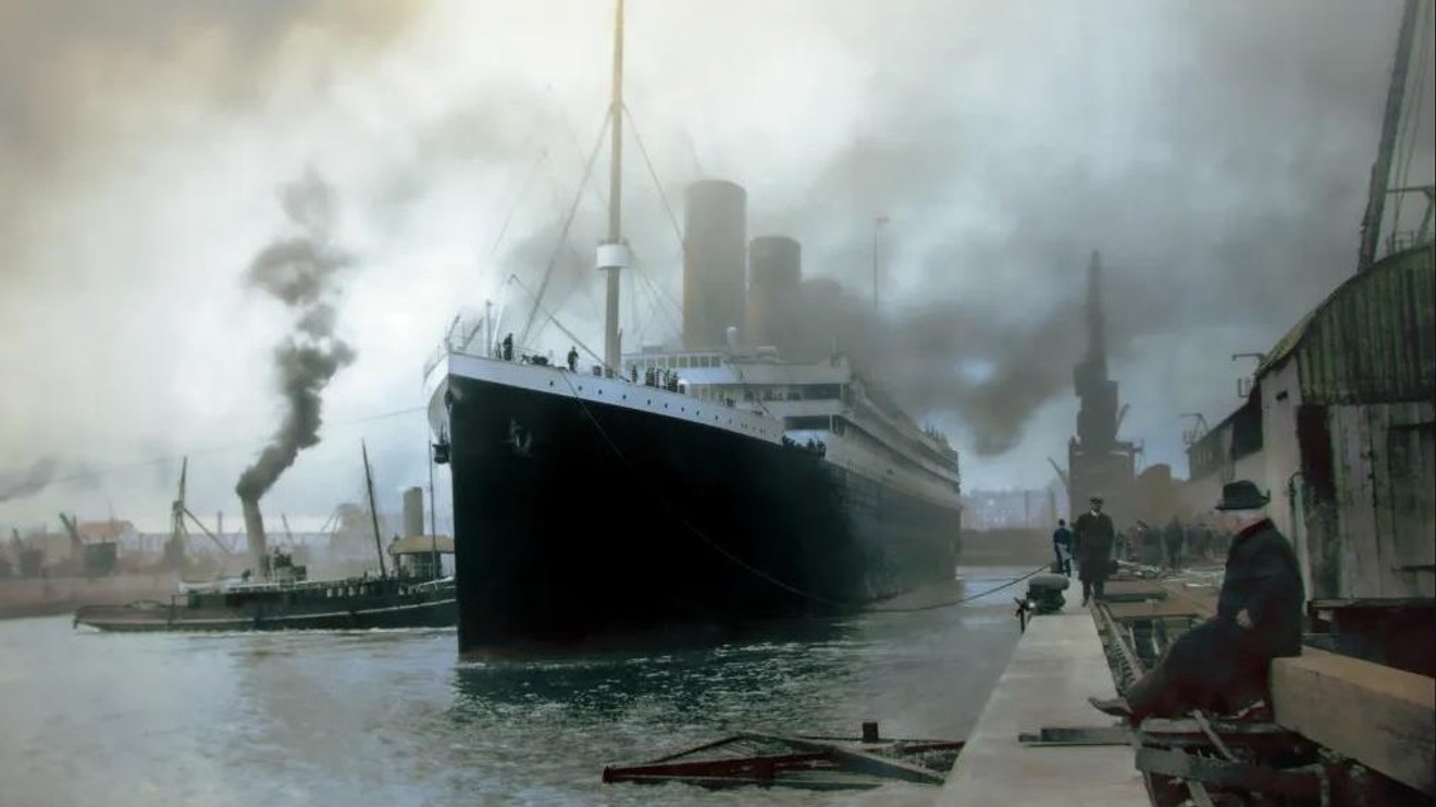 Titanic in Colour