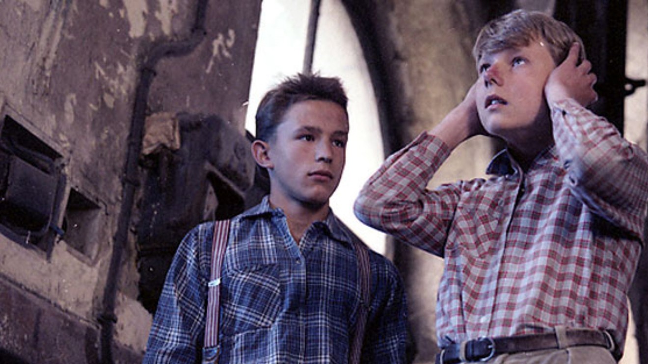 Blázni a děvčátka