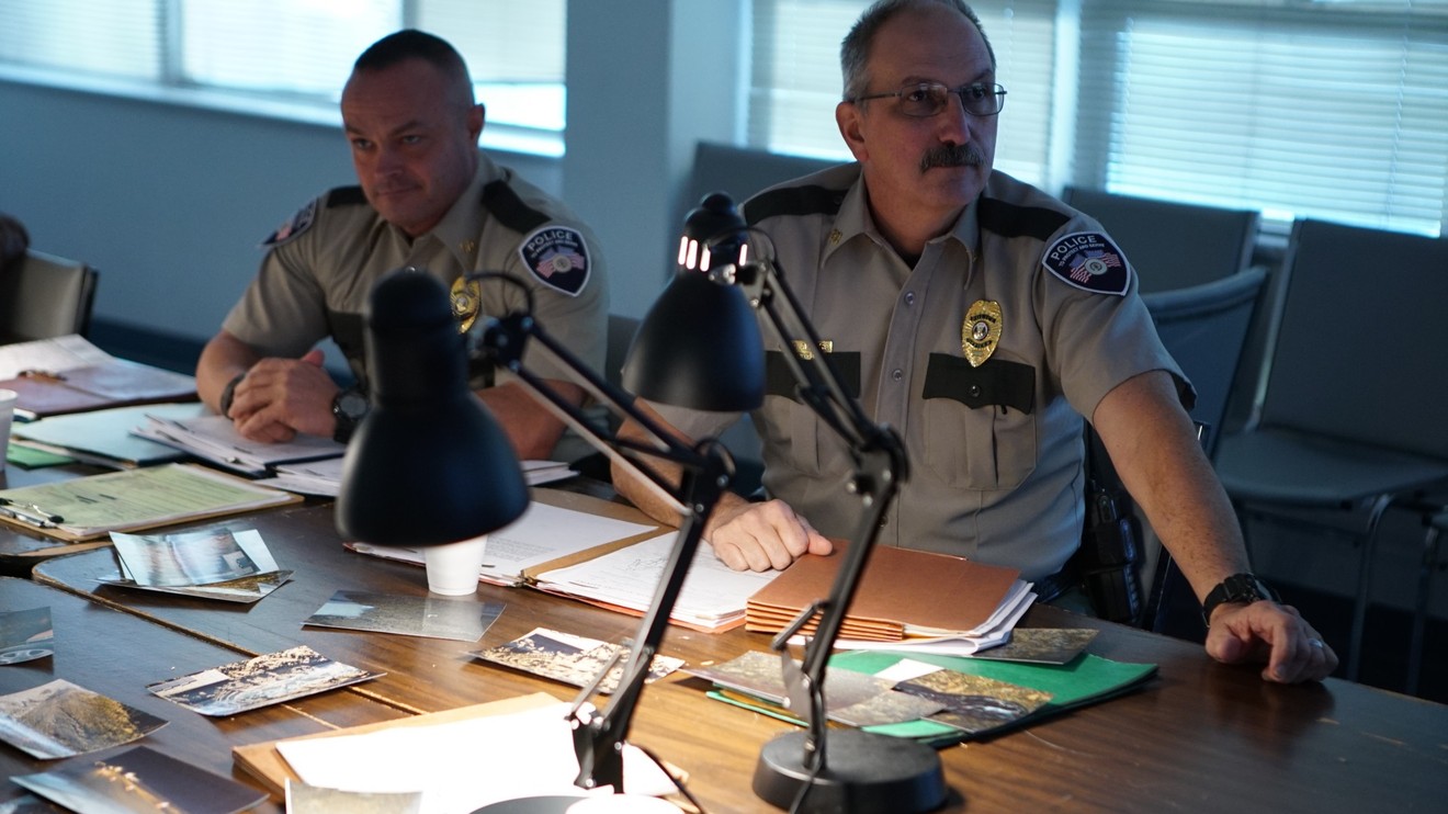 Americký detektiv s poručíkem Joe Kendou