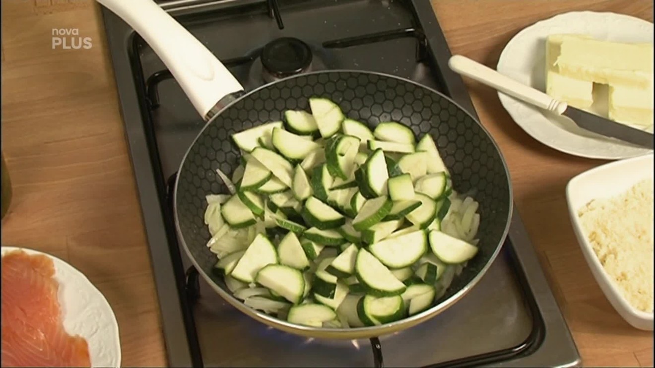 32. díl - Rizoto s lososem a cuketou a palačinka s ricottou a špenátem