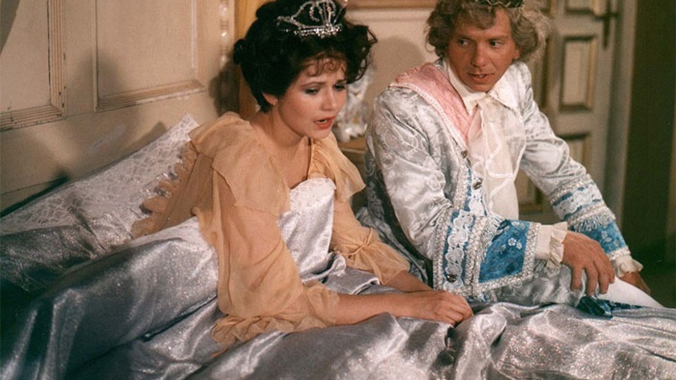 Ať přiletí čáp, královno!