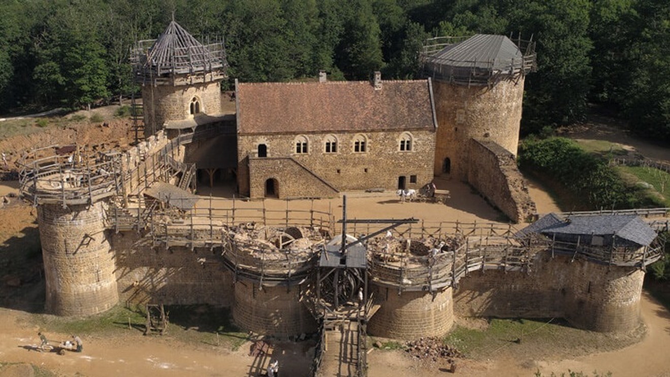 Guédelon: Jak se staví středověký hrad