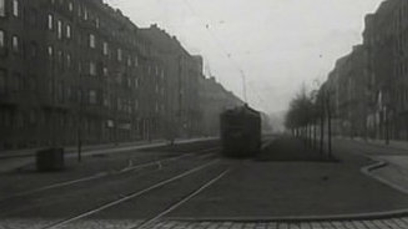 O lidech a tramvajích