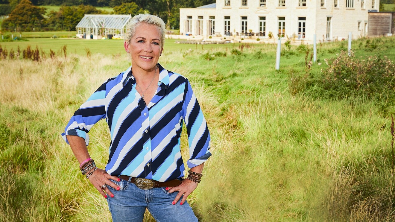 Sarah Beeny's New Life in the Country