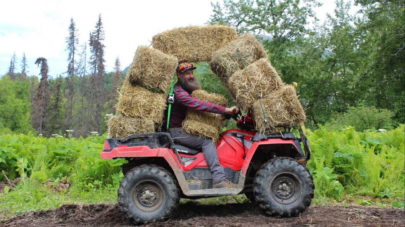 Záchrana statku: Ranč Raneyů