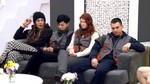 Zoe, Petra, Tereza, Andrej na gauči.