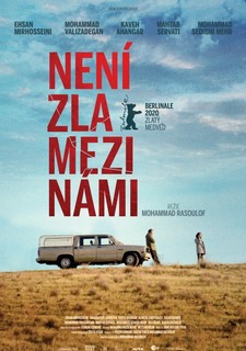 Není zla mezi námi