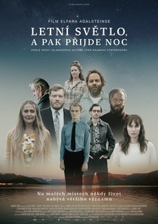 Letní světlo, a pak přijde noc