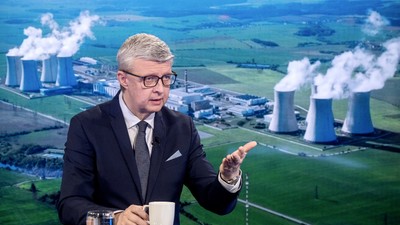 Cizinci mzdy nepodsekávají, firmy je berou z nouze, odmítl Havlíček slova Okamury