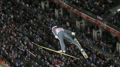 Skoky na lyžích ZOH – závod mužských týmů